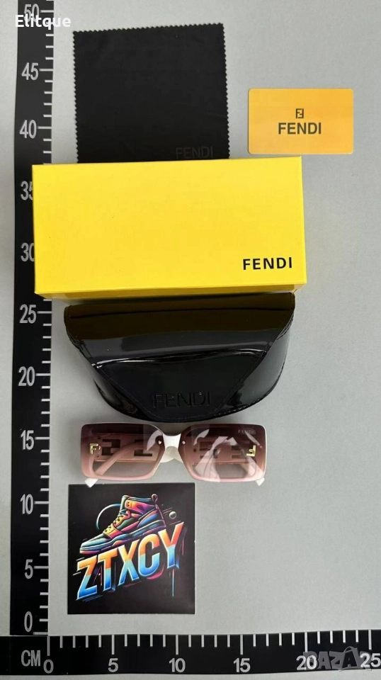 очила с черен обикновен калъф и Ув защита fendi , снимка 1