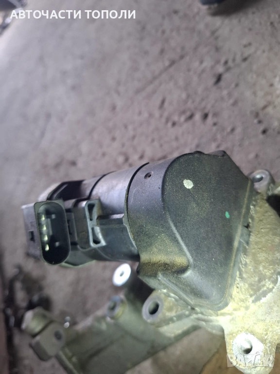 EGR клапан Mercedes 220 CDI 170 к. с. 646 двигател , снимка 1