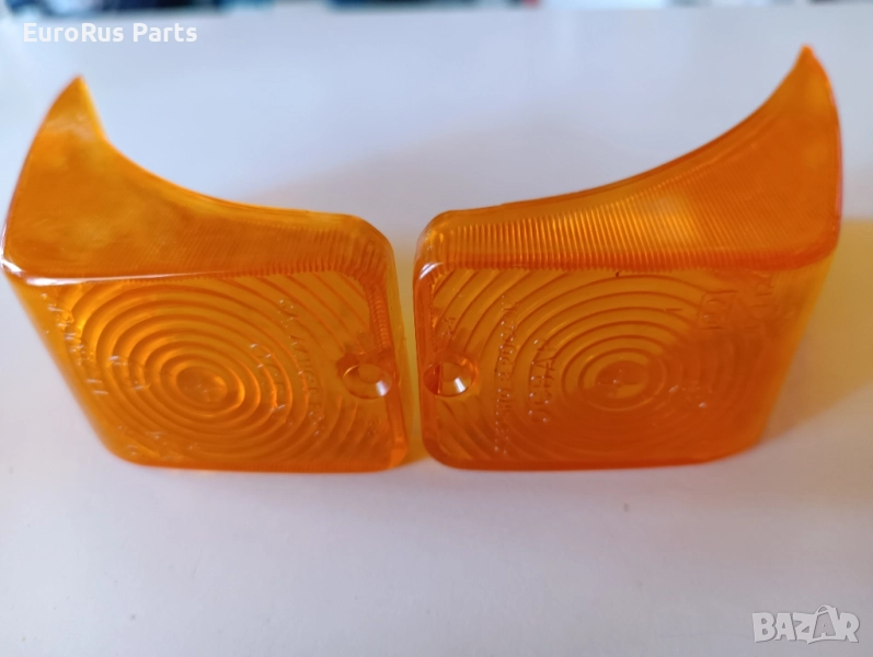 Стъкло преден мигач ГАЗ 24 Volga, снимка 1