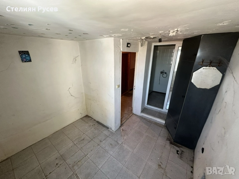 таванско помещение 10.5 кв.м - ЦЕНТЪР в гр. Силистра, етаж 7/7, ул. Плевен 24, срещу входа на училищ, снимка 1