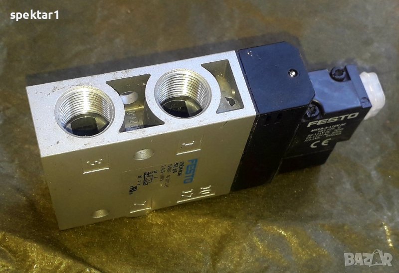Фесто пневматичен разпределител CPE24-M2H-3GL, снимка 1