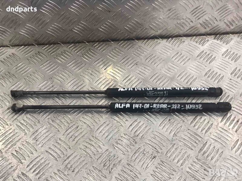 Амортисьори заден капак Alfa Romeo 147,2001г., снимка 1