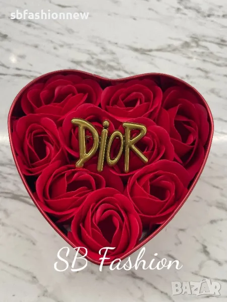 Dior брошка, снимка 1