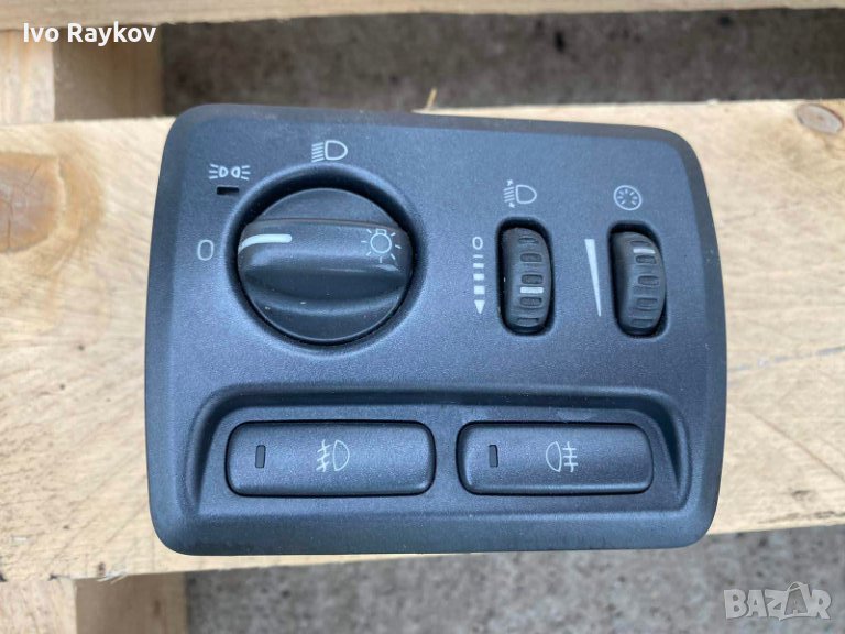 Volvo V70,Панел,копчета,светлини, снимка 1