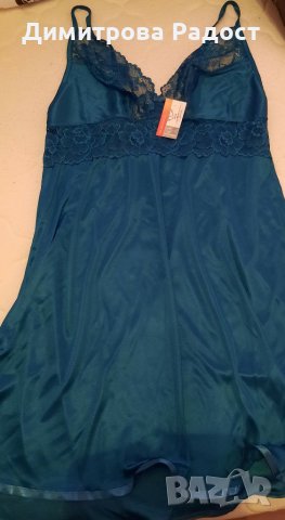 Дамска луксозна нощничка сатен.Петролен цвят!