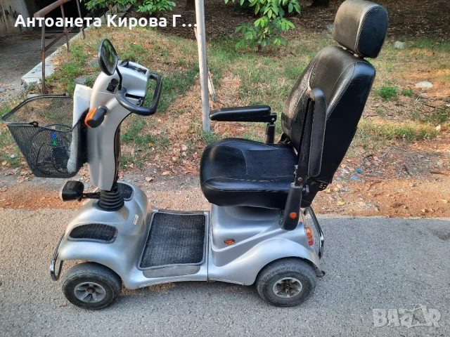 Електрическа количка за трудноподвижни хора, снимка 3 - Инвалидни колички - 50899214