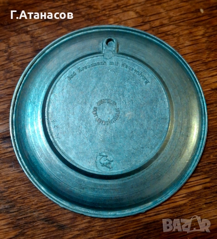 Старинна немска калаена чиниика с детаилен релеф , снимка 2 - Антикварни и старинни предмети - 52665583