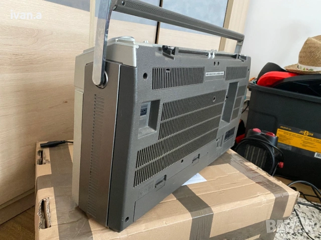 Hitachi TRK-8290E, снимка 4 - Радиокасетофони, транзистори - 53896818