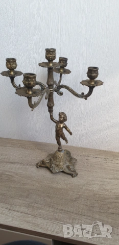 Голям бронзов свещник