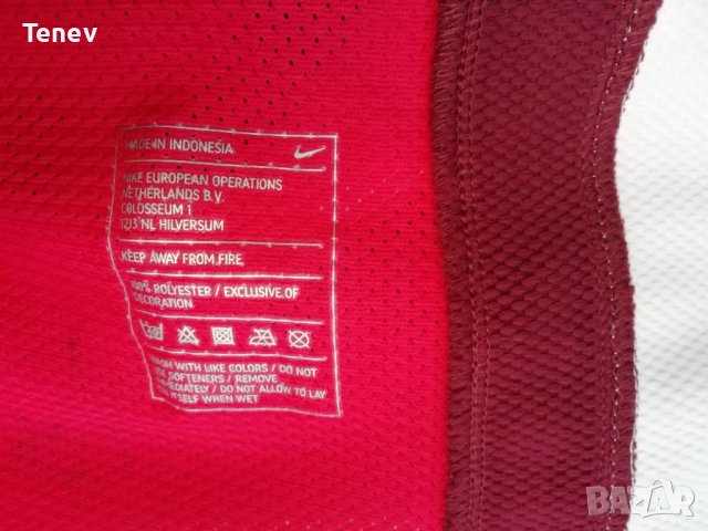 Arsenal Van Persie мачова оригинална с автограф тениска фланелка Арсенал Ван Перси Nike , снимка 6 - Тениски - 42877132