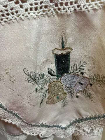 Коледна покривка за маса бродирания флорал, снимка 7 - Покривки за маси - 48245808