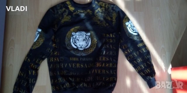 Фанела Versace, снимка 2 - Блузи с дълъг ръкав и пуловери - 42446837