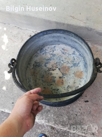 Меден бакър