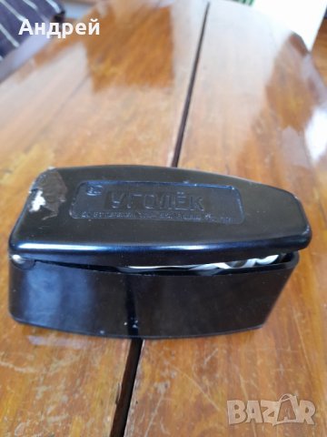 Стар Руски Уред,УГОЛЕК , снимка 2 - Антикварни и старинни предмети - 37000456