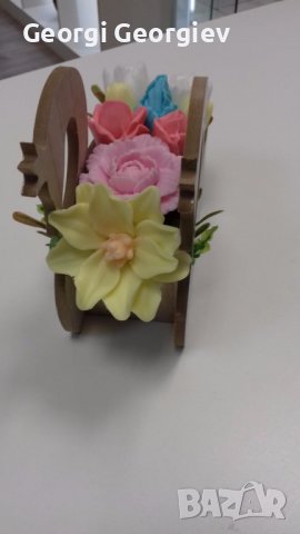 Цветя от глиц.сапун, снимка 4 - Изкуствени цветя - 37172106