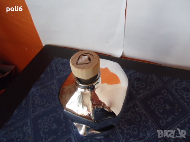 шише извънземен от водка Outer space, снимка 2 - Буркани, бутилки и капачки - 44508301