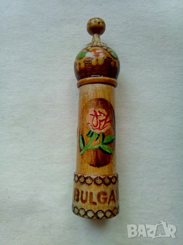 Дървени сувенири с украса от български мотиви- цените са в описанието
