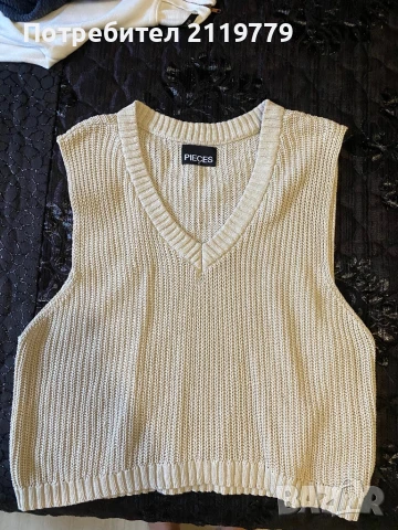 Дамски пуловери сет ат 3 бр за 10 лв, снимка 2 - Блузи с дълъг ръкав и пуловери - 51427419