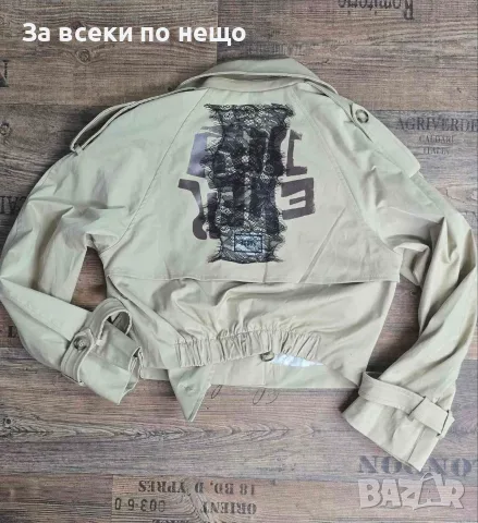 Дамско Късо Бежово Сако С Дантелен Акцент На Гърба Код VAL-16, снимка 5 - Якета - 56063915