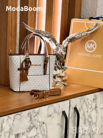 Michael Kors дамски чанти Различни цветове , снимка 4 - Чанти - 48874468