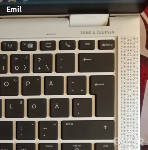 HP EliteBook x360 1030 G4/16 RAM/256 SSD + Чанта, снимка 4 - Лаптопи за работа - 52253177