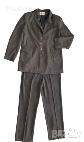 Нов дамски костюм XL