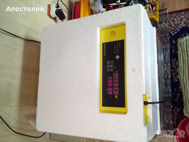 Автоматичен инкубатор за 56 яйца с влагомер и захранване 220+12 волта, снимка 2 - За селскостопански - 54198969