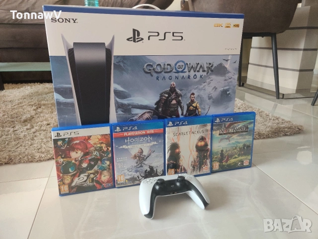 PS5 с 4 игри и контролер