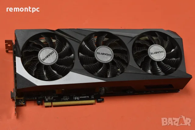 Видео карта GIGABYTE AMD Radeon RX 6900XT GAMING OC 16GB, снимка 4 - Видеокарти - 56313038