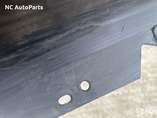 Дясен страничен праг лайсна за BMW БМВ 1 серия F21 Sport 3 врати Черен 871138728 15857711 2013, снимка 12 - Части - 48946462