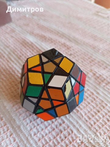 Кубче Рубик, Додекаедър ОТ СОЦА