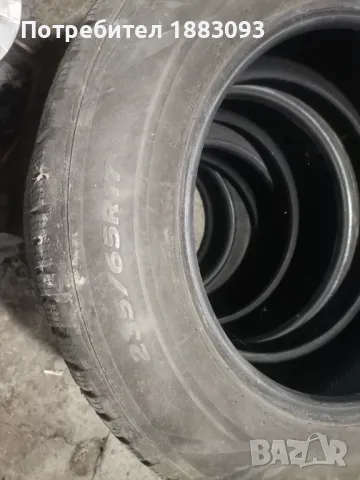 Зимни гуми 235 /65 R17 , снимка 1