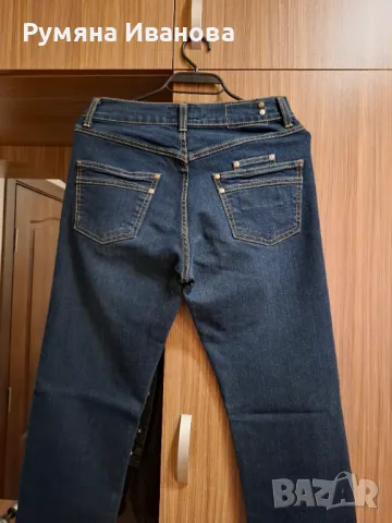 Дънки марка В, снимка 3 - Дънки - 50223622