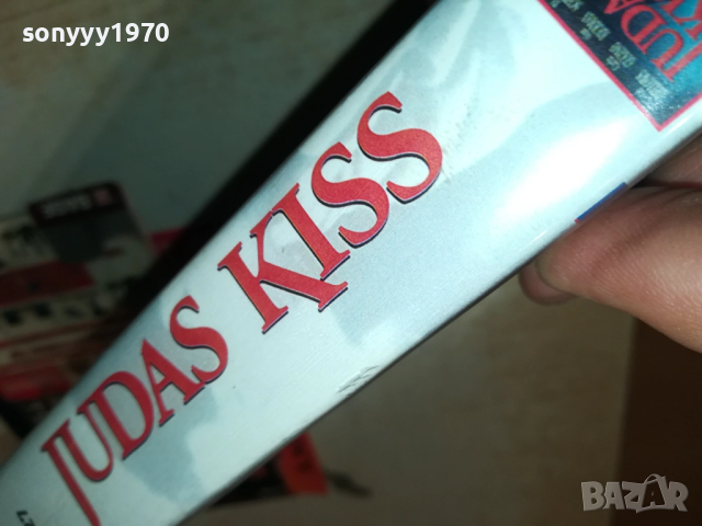 JUDAS KISS-ORIGINAL VHS VIDEO TAPE-ВНОС GERMANY 2609251648, снимка 4 - Други жанрове - 51848866