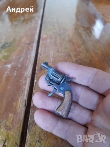 Стар ключодържател Пистолет #6, снимка 2 - Други ценни предмети - 51408100