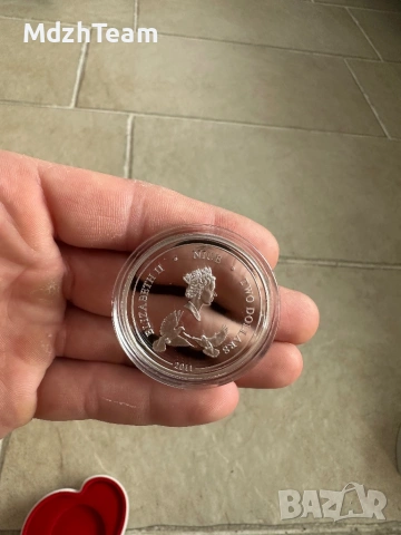 Сребърна монета от 2 долара Кралица Елизабет II