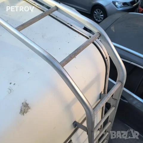 Продавам каравана Кнаус, снимка 10 - Каравани и кемпери - 56395072