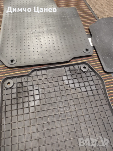 Продавам гумени стелки за Голф 4 , снимка 2 - Аксесоари и консумативи - 52887222