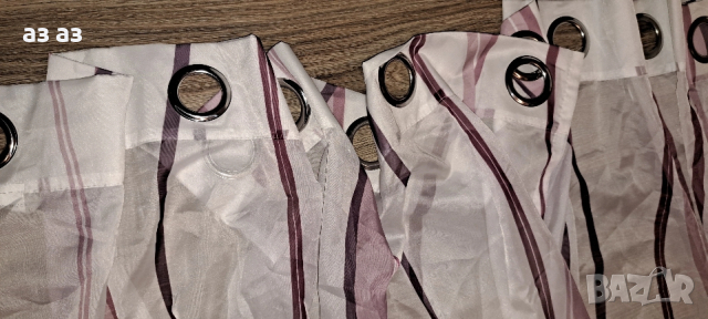 красиви дълги пердета-бяло и лилаво