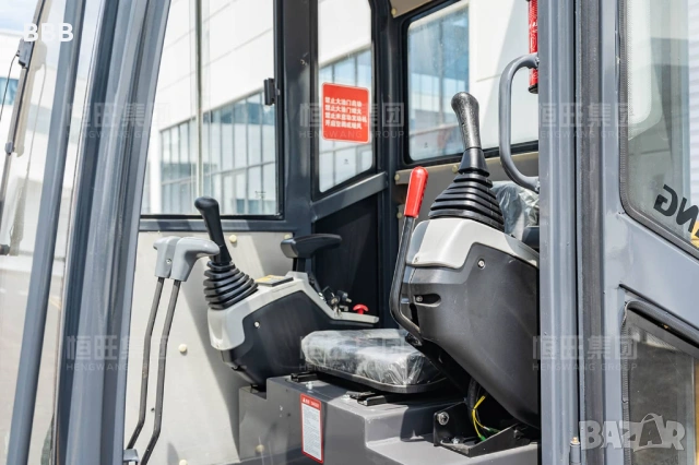 Продавам багер Hengwang HW 35, снимка 12 - Индустриална техника - 53217189