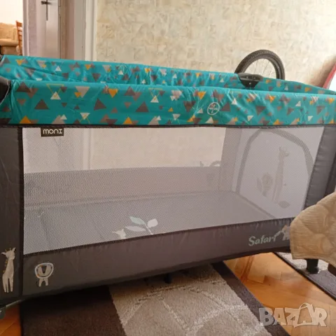 Продавам детска кошара 