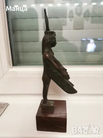 Бронзова статуя на Изида, снимка 5 - Антикварни и старинни предмети - 48831768