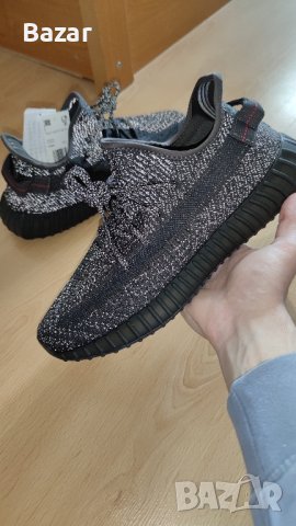 Adidas Yeezy Boost 350 V2 Reflective Black Нови Оригинални Обувки Размер 43 Номер Маратонки , снимка 4 - Маратонки - 42799024