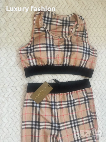 Дамски сет Burberry , снимка 4 - Комплекти - 54254839
