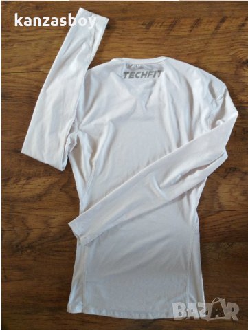 adidas techfit - страхотно мъжко трико, снимка 10 - Спортни дрехи, екипи - 31657605