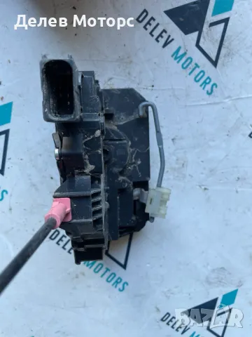 0325407955  13431843 Предна лява брава, заключващ механизъм от Opel Corsa E 1.4i Automatic, 90 ph., снимка 2 - Части - 49089707