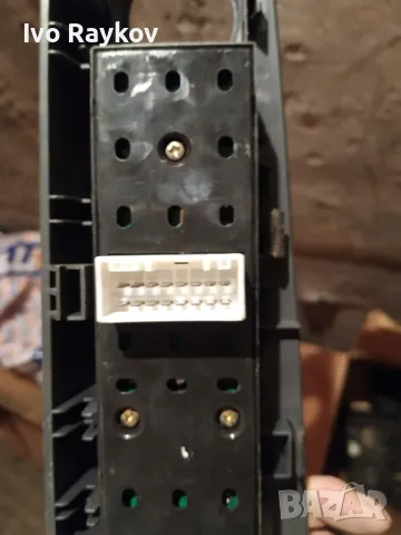 Панел, бутони стакла и огледала за KIA Sorento , 93570-3E200, снимка 9 - Части - 45659077