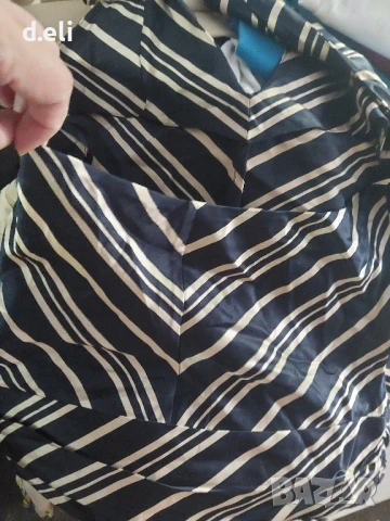 Banana Republic Size S 100% Коприна, снимка 3 - Корсети, бюстиета, топове - 50592230