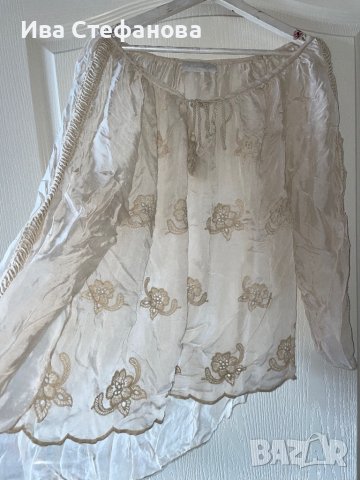 Нежна бяло към слонова кост блуза с орнаменти дантела бяла бохо стил , снимка 1 - Корсети, бюстиета, топове - 40257236