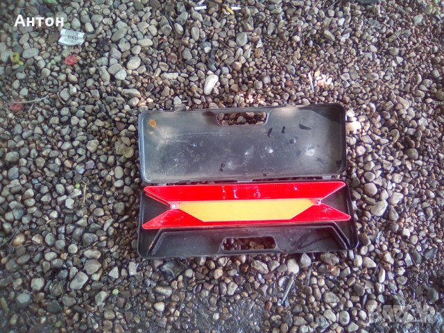 Триъгълник Авариен сгъваем , снимка 3 - Аксесоари и консумативи - 29501351